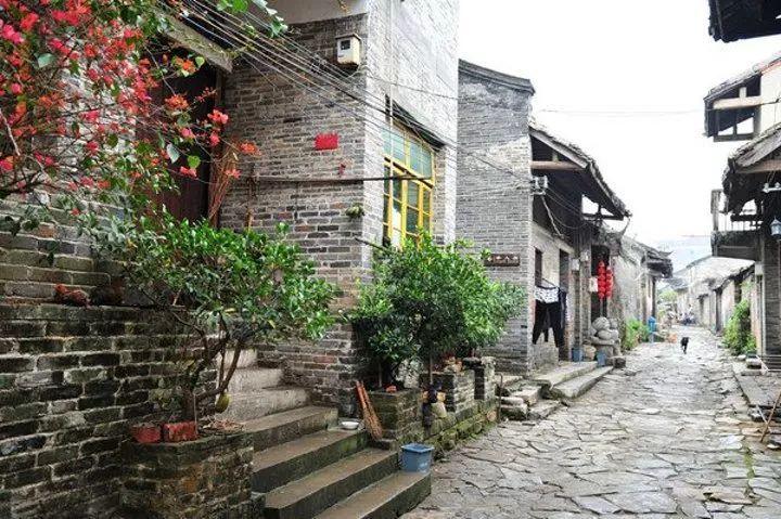 一个不爱男人的男友，不爱自己的父亲是正常的吗？游戏画面